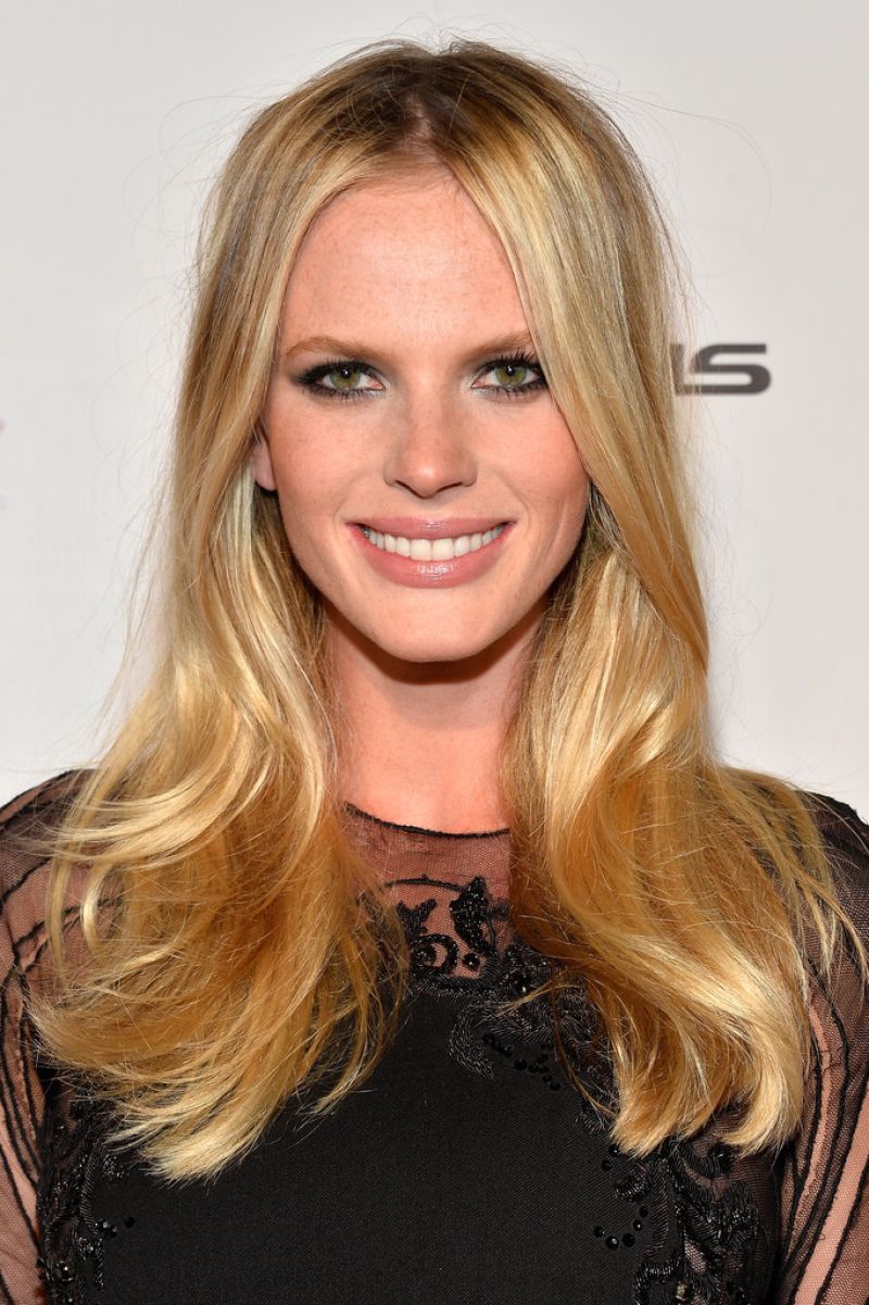 Anne Vyalitsyna