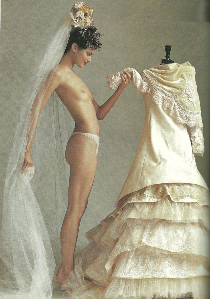 lingerie Shalom Harlow