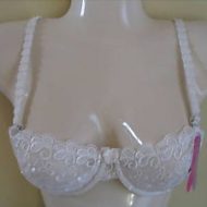 75b lingerie