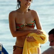 Nelly Furtado bikini