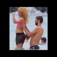 Shakira bikini 2015